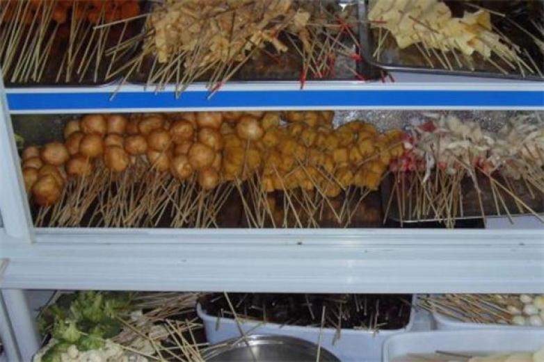 牛华小娃麻辣烫